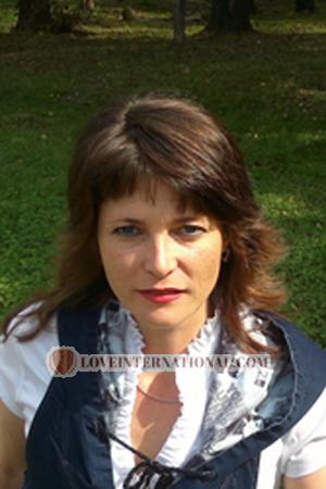 143206 - Svetlana Age: 42 - Russia