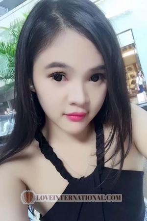 164447 - Carrie Age: 32 - China