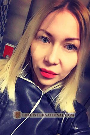 179566 - Liana Age: 33 - Russia