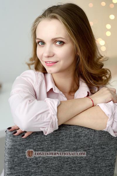 184386 - Aleksandra Age: 36 - Russia