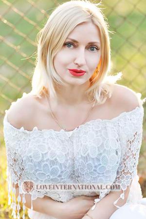 187868 - Elena Age: 46 - Ukraine