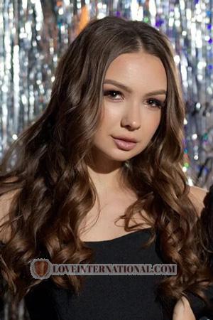 206189 - Taisiya Age: 25 - Russia