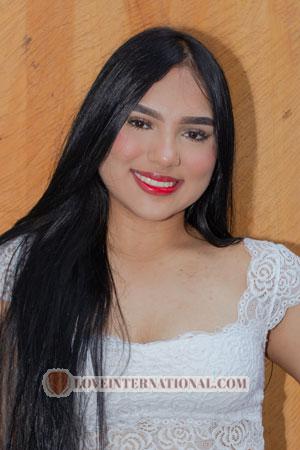 212530 - Maria Age: 19 - Colombia