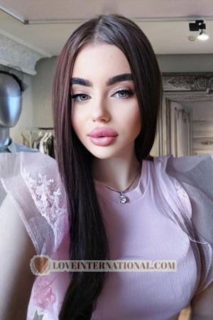 213502 - Lucia Age: 23 - Ukraine