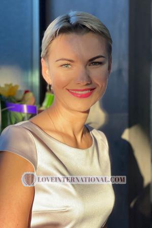 214990 - Tetiana Age: 52 - Ukraine