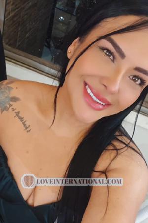 215265 - Keily Age: 29 - Colombia