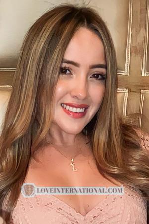 216886 - Laura Age: 29 - Colombia