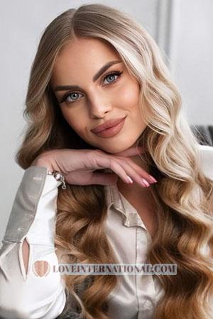 217243 - Polina Age: 23 - Ukraine