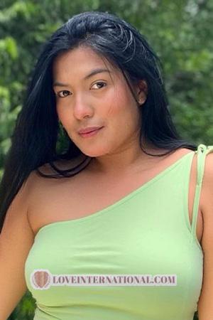 223220 - Paula Age: 22 - Colombia
