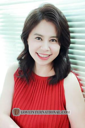 224771 - Ellie Age: 50 - China