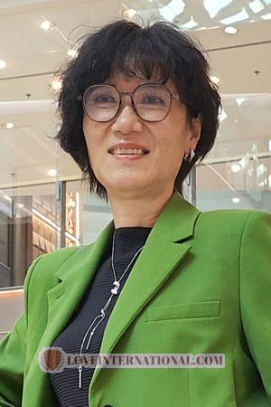 227227 - Aiping Age: 67 - China