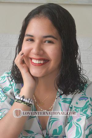 227604 - Josselyn Age: 25 - Peru