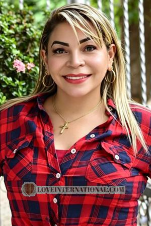 227985 - Tatiana Age: 46 - Colombia
