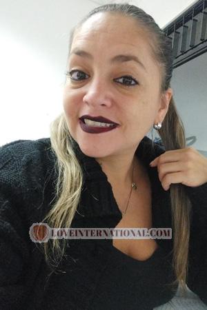 228969 - Karla Age: 40 - Costa Rica