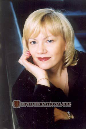 58937 - Svetlana Age: 34 - Russia