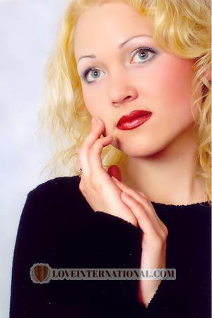 71780 - Valentina Age: 28 - Ukraine